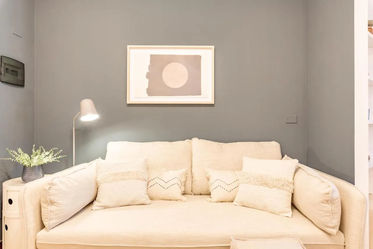 Easylife - Elegante Trilocale In Zona Porta Venezia Apartment Milan 0*,  Italy