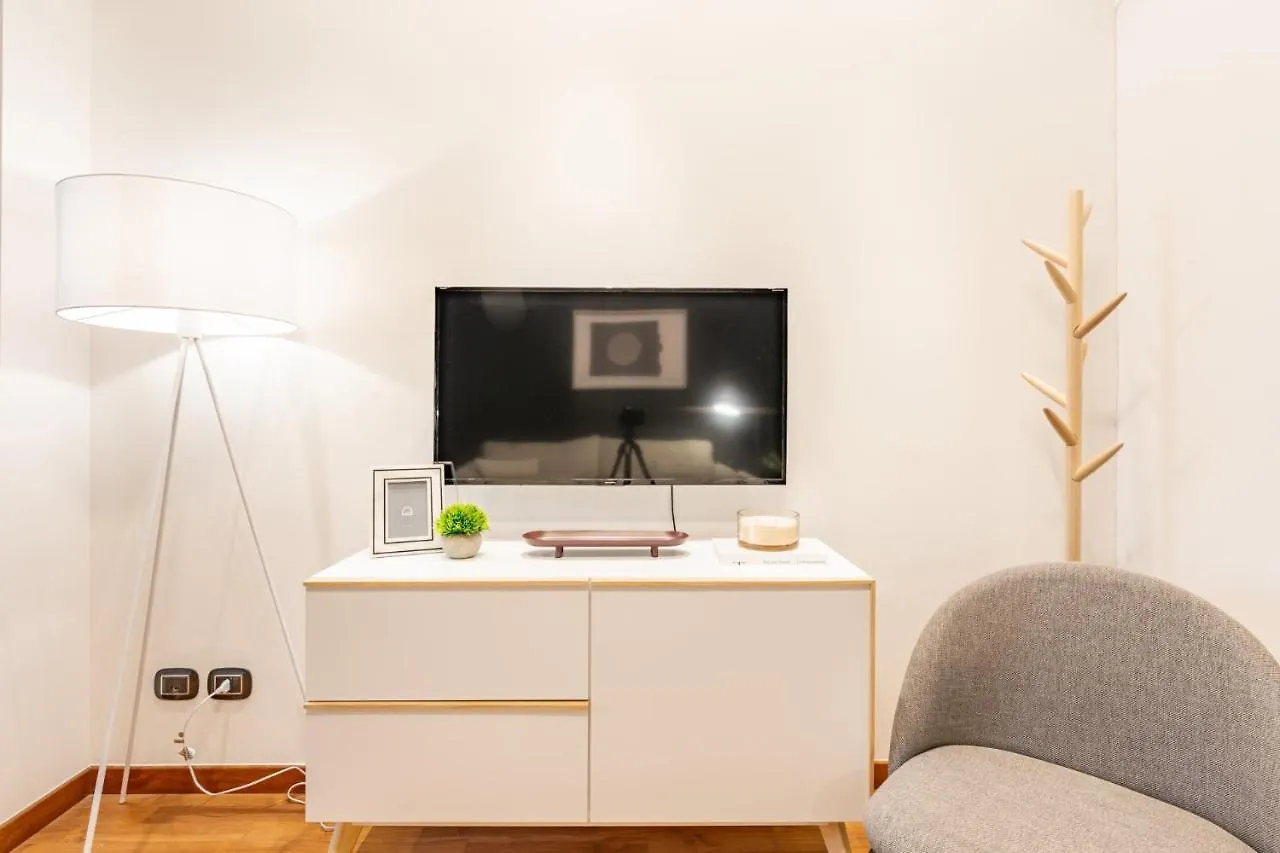 Easylife - Elegante Trilocale In Zona Porta Venezia Apartment Milan Italy