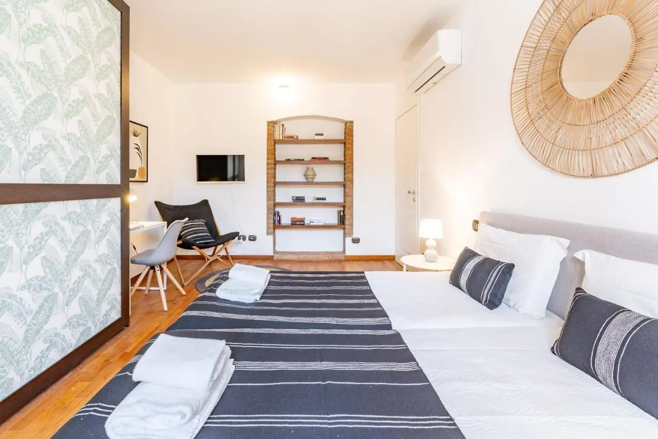 Easylife - Elegante Trilocale In Zona Porta Venezia Apartment Milan Italy